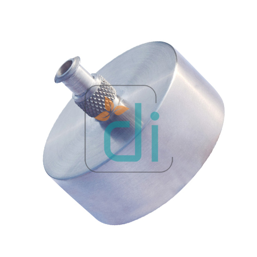 Syringe holder for safe storage of Luer-Lock syringes containing fat